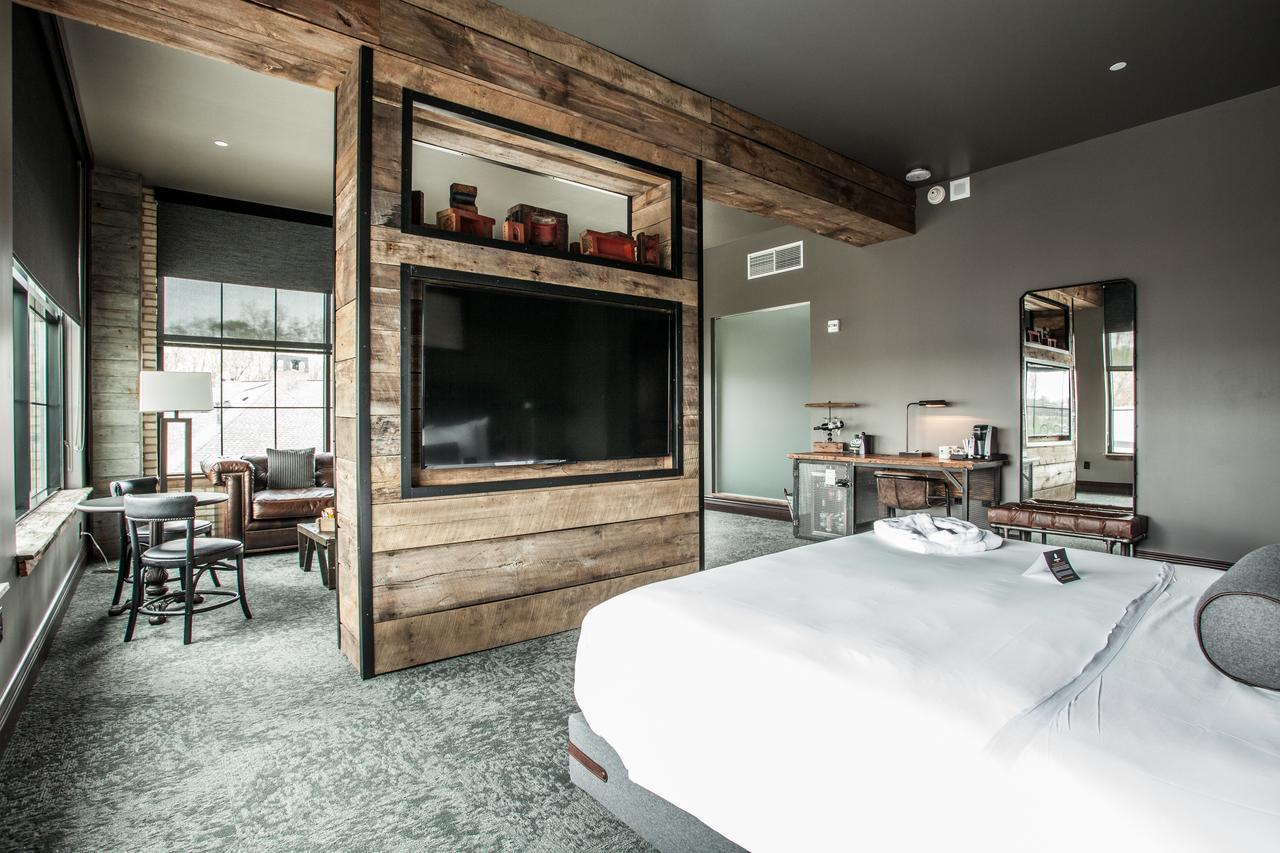 Ironworks Hotel Indy インディアナポリス エクステリア 写真